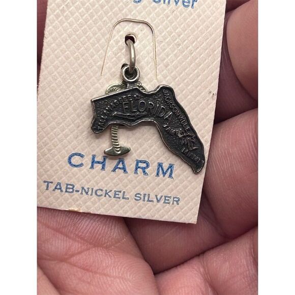 Vintage Sterling Silver Florida State Map Travel Charm - Picture 2 of 3